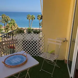 apartamento-malagueta-1-linea-playa-centro-malaga.es-andalucia.com/