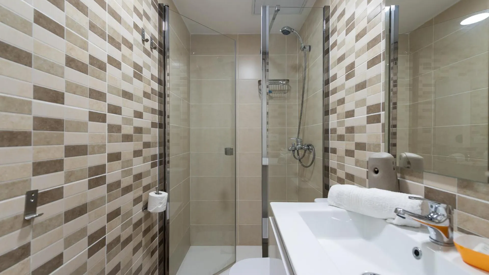 Beachfront Home Las Canteras - Sea Views Terrace Las Palmas de Gran Canaria 0*,  Spain